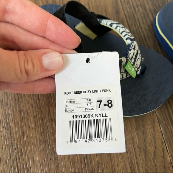 NWT Sanuk yoga mat flip flops, baby/toddler boys size 7/8 - Picture 5 of 10